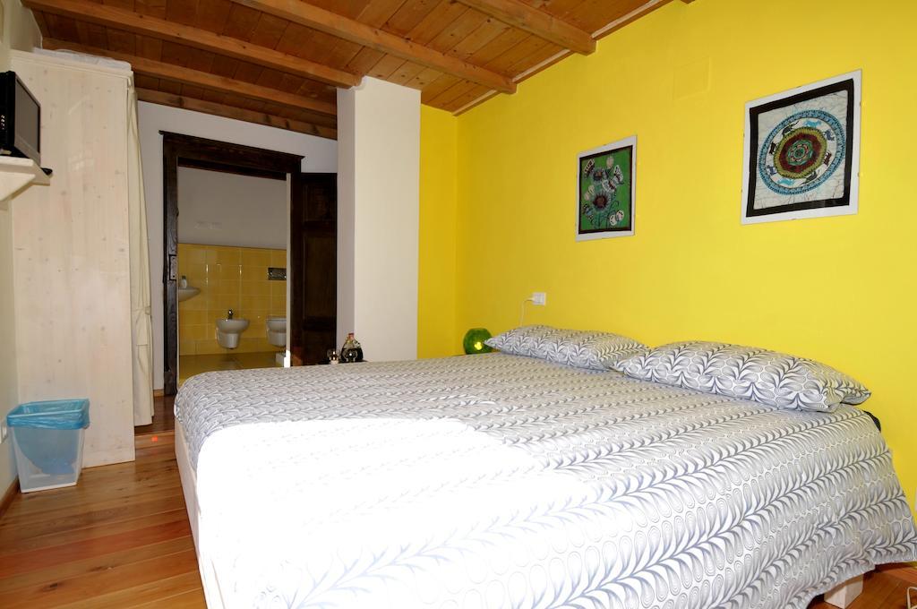 B&B Borgo Massovrana Castel di Casio Værelse billede